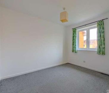 Linden Drive, Bradley Stoke, Bristol, United Kingdom, BS32 - Photo 4