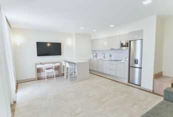 Beautiful New and modern 2 bedroom apartments for rent in Palm mar