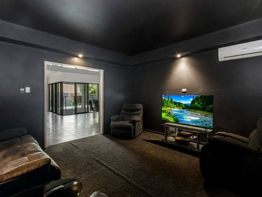 101 Daydream Circuit, Burdell - Photo 1