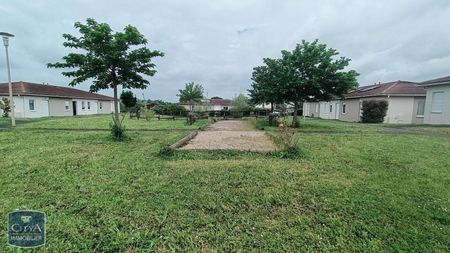 Location Appartement 3 pièces 54m² BUZANCAIS 36500 - Photo 5