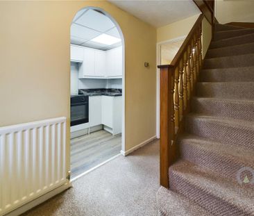 2 bedroom semi-detached house to rent - Photo 3