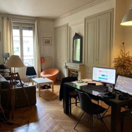 Location Appartement 3 pièces 73m² LYON 6ème - Photo 1