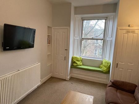 2 Bed Flat, Stewart Terrace, EH11 - Photo 3