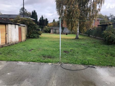 MAISON 4 CHAMBRES AVEC GRAND JARDIN ET GARAGE - Photo 4