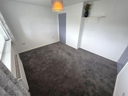 3 bedroom detached house to rent - Photo 5