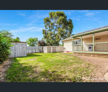 44 Tichbourne Crescent, Kooringal, NSW 2650 - Photo 1