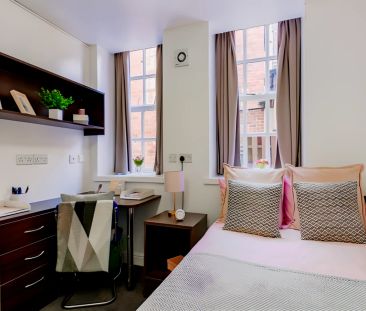 Deluxe Non En Suite (Truro Court) - Photo 2