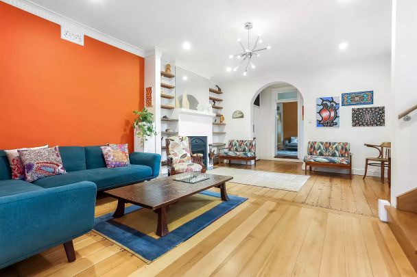 15 Macauley Street, Leichhardt - Photo 1