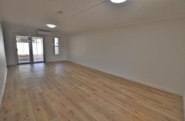 TERRIFIC TOWNHOUSE - 4x1 Renovated + Low Maintenance Yard - Photo 1