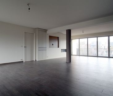 Hoogwaardig afgewerkt appartement op centrale ligging - Photo 1