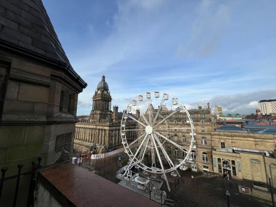 Victoria House, Leeds, West Yorkshire - Photo 1