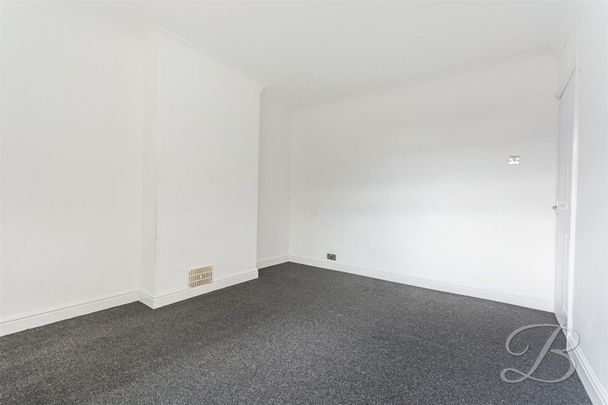 3 bedroom - Photo 1