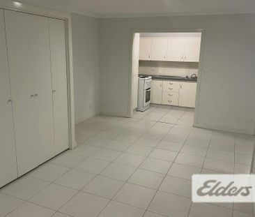 Open Plan Living - Photo 2