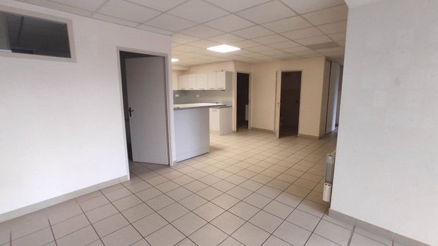 Location appartement 4 pièces 87.78 m² à Meximieux (01800) - Photo 1
