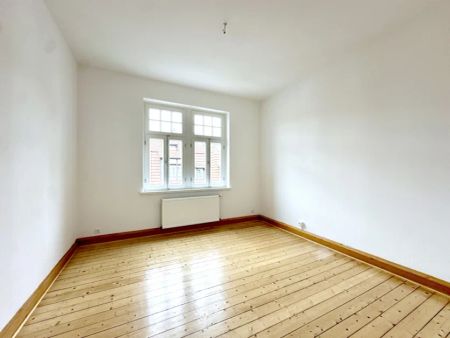 Sie werden begeistert sein! Renovierte 3-Zimmer-Wohnungin klassischem Altbauin der schönen Fröbelstraße - Photo 4