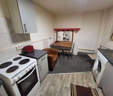 Stanley Street, LU1 - Photo 2