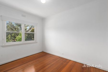 5 Munro Street, Macleod - Photo 4