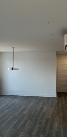 Appartement Mirabel À Louer - Photo 1