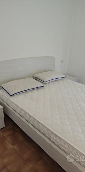Borgo roma stanza con bagno privato - Photo 1