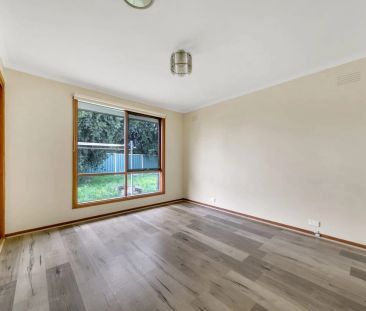 Charming 3-Bedroom Home with Carport in Hoppers Crossing - Availabl... - Photo 3