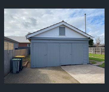 3 bedroom home close to CBD - Photo 6