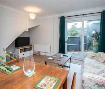 2 bedroom end of terrace house to rent - Photo 6