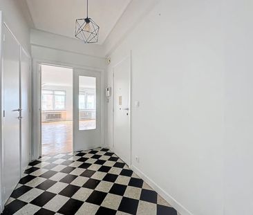 Appartement te huur - Photo 1