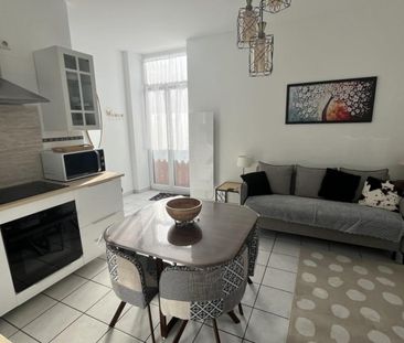 Location appartement 2 pièces - Photo 2