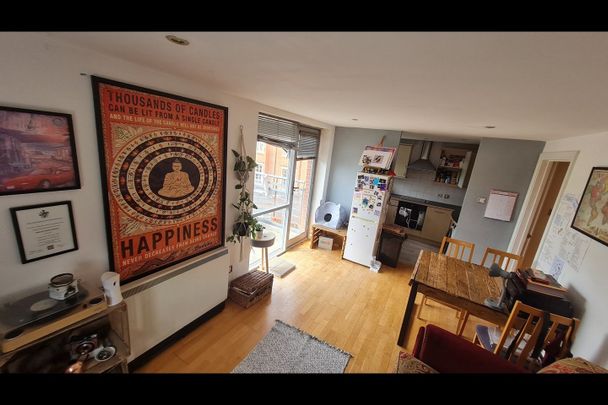 2 Bed Flat, Ropewalk Court, NG1 - Photo 1