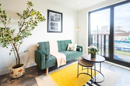 Glasswater Locks, Belmont Row, Birmingham, B4 - Photo 2