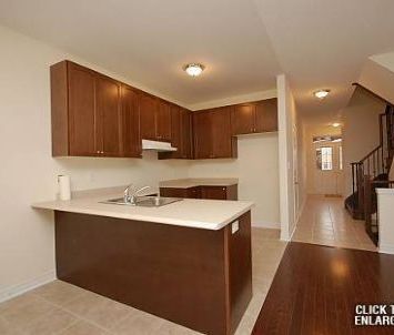 For Lease - 43 Lorenzo Circle, Brampton, Ontario - Photo 3