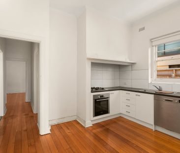 Thinking of selling? Contact our agent - Photo 1