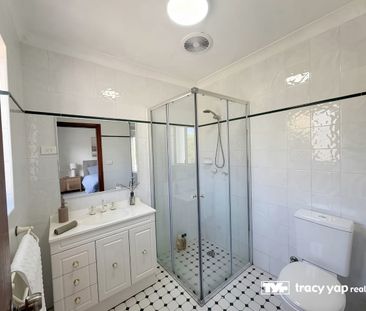 Spacious 4-Bedroom Family Duplex in Prime Marsfield Location - Photo 1