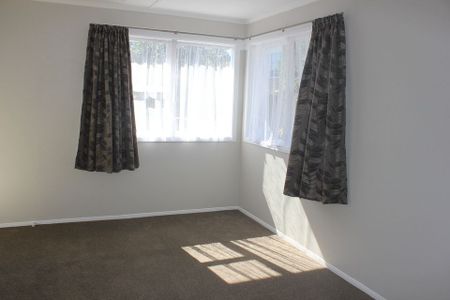 Compact private unit close to Howick Village - Photo 2