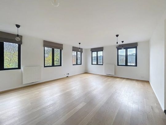 Appartement te huur - Photo 1