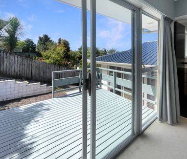 5 Bedroom 2 Bathroom house in a cul-de-sac street with great views - Photo 5