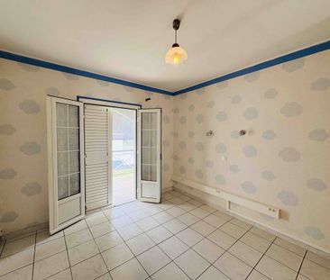 Location Maison 5 pièces 121m² LA POSSESSION 97419 - Photo 3