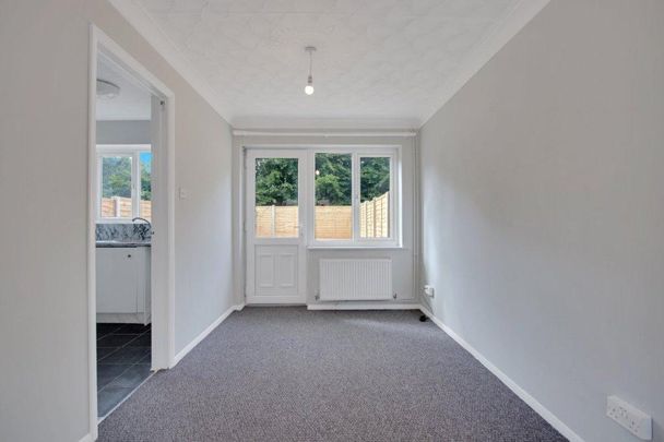 3 bedroom property to rent - Photo 1