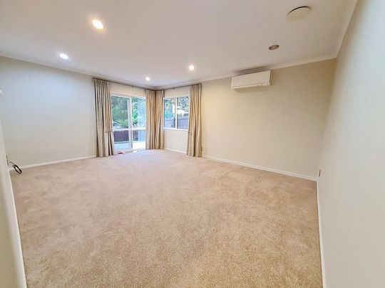 Spacious 1–2 Bedroom Unit with Private Entrance - Photo 1