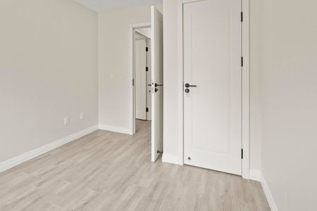 For Lease - 370 Fisher Mills Road Unit# #C62, Cambridge, Ontario - Photo 4