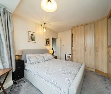 Wyndham Crescent, Whitton, Hounslow, TW4 5HZ - Photo 4