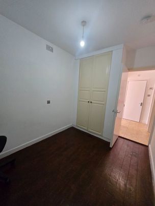 2 Bed Flat, Addison Way, NW11 - Photo 1