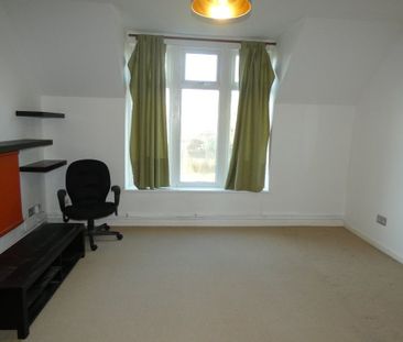 Newgate Close - Photo 3