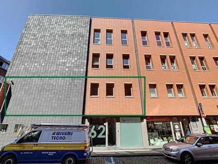 Zeer mooi en luxueus appartement in het centrum van Leuven - Photo 2