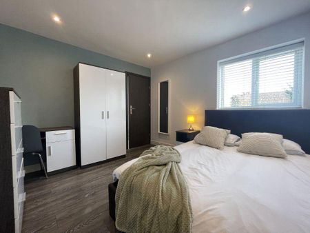 1 bedroom in a house share to rent - Photo 5