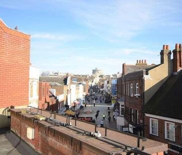 Queen Annes Court, Peascod Street, Windsor, SL4 - Photo 2