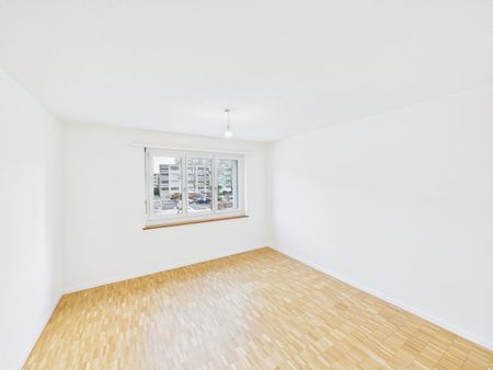 4.5 Zimmer, 87 m², 1. Stock - Photo 4