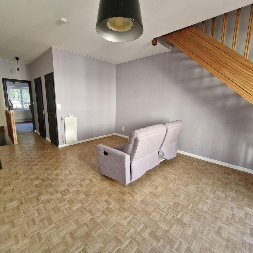 Location Appartement 3 pièces 70m² VERNAISON 69390 - Photo 1