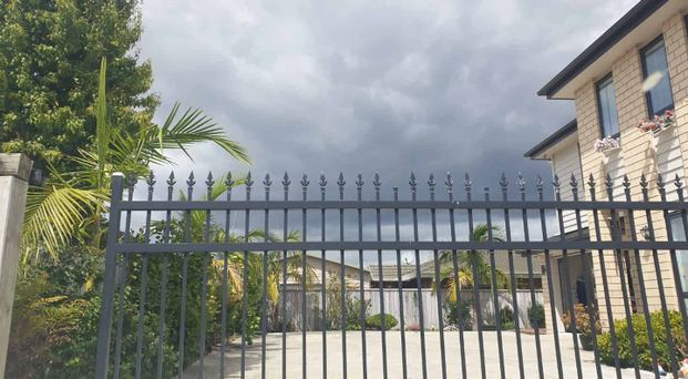 EXECUTIVE FAMILY HOME IN RANUI - Photo 1