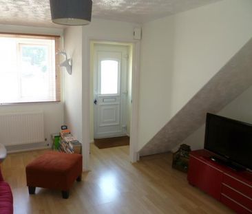 2 bedroom terraced house to rent - Photo 5